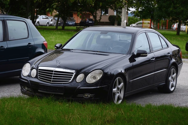 kielce poland 20230801 mercedes e420 600nw 2340999777